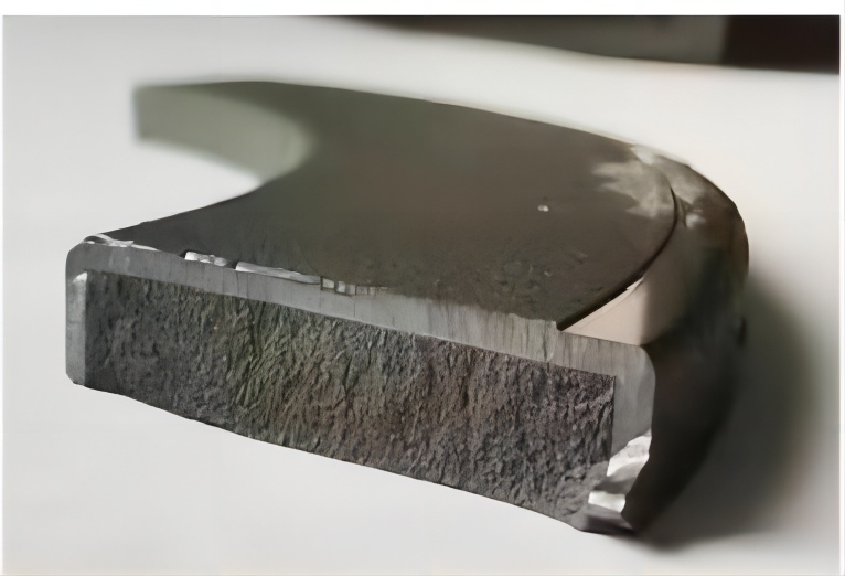 Maximiser le rendement de la fabrication : pourquoi le CVD Solid SiC est le choix ultime pour les pièces critiques des chambres